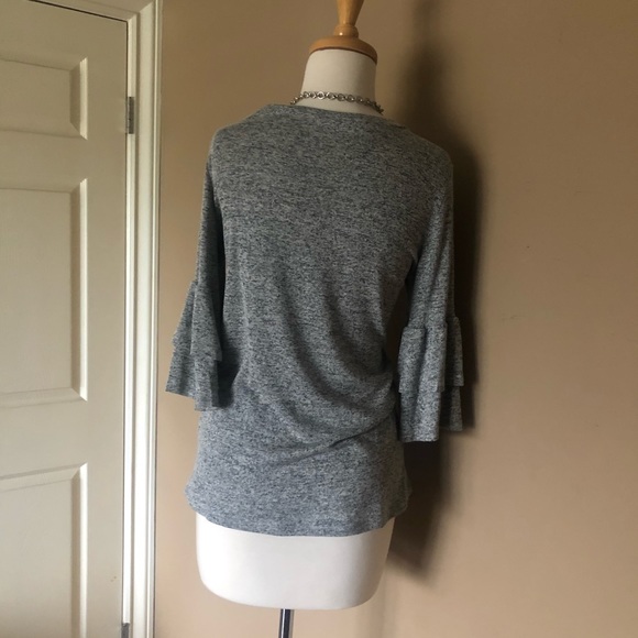 Silver 👚 - Picture 5 of 9